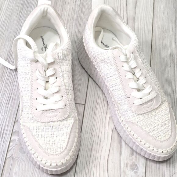 (20-3829) Universal Thread Shoes Sz 11 - Picture 1 of 9